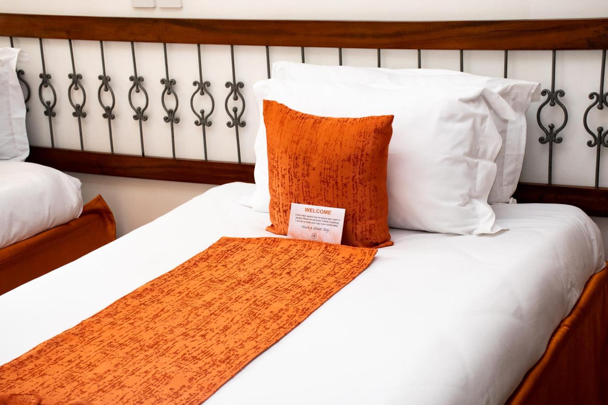 Boulevard Hotel 4*